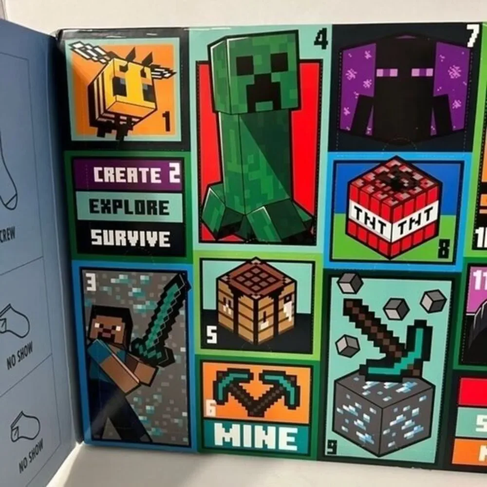New Minecraft Boy's 12‎ Days of Socks Advent Box